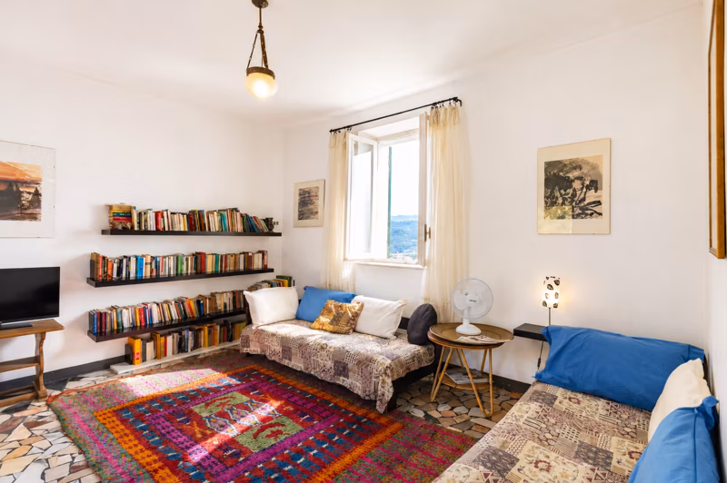 Panoramic Sea Views - Historic 3 Bedroom Hilltop Home - Diano Marina 6